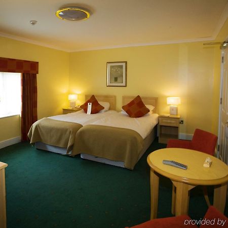 Cisswood House Hotel Horsham Ruang foto