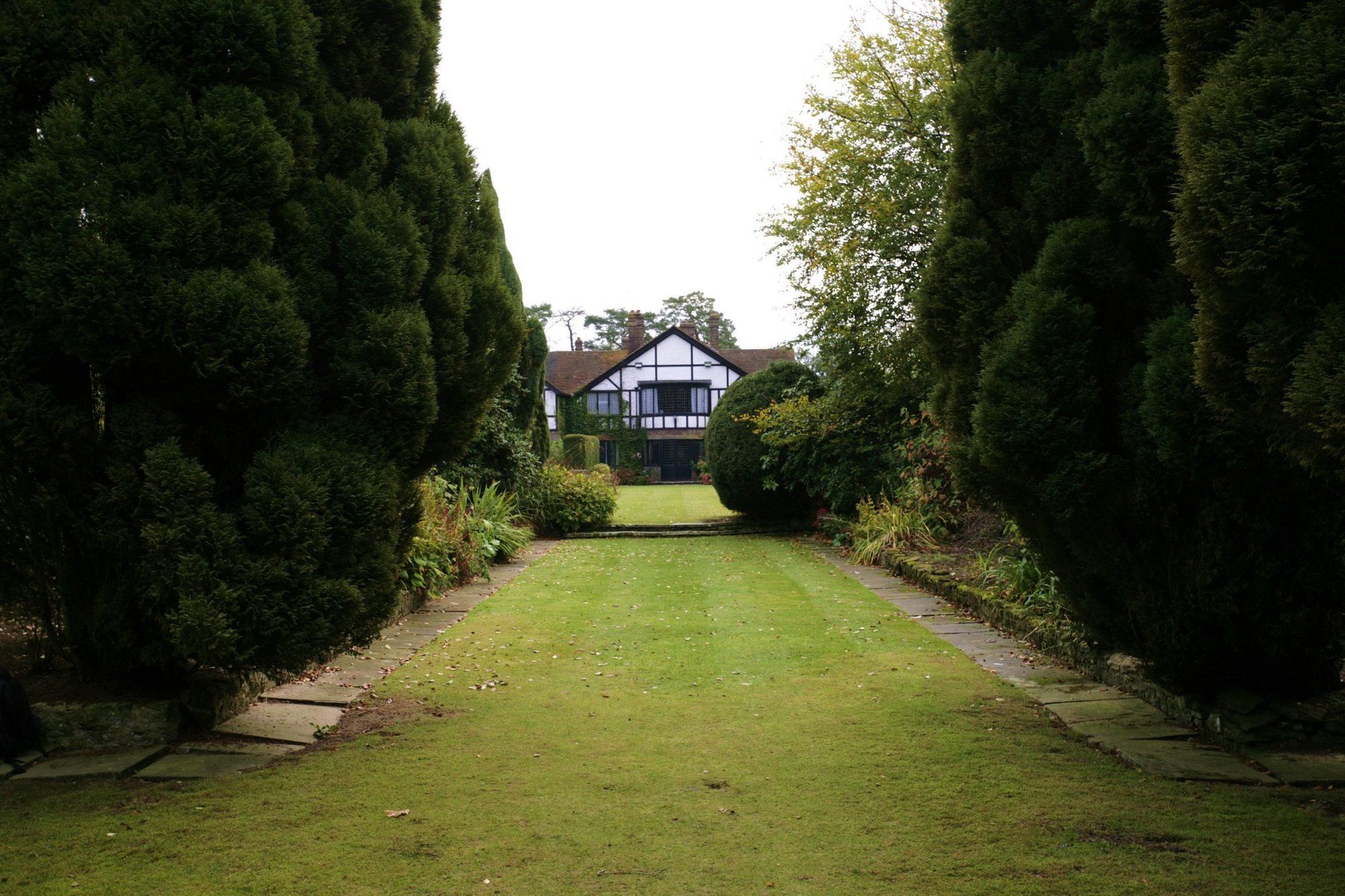 Cisswood House Hotel Horsham Bagian luar foto